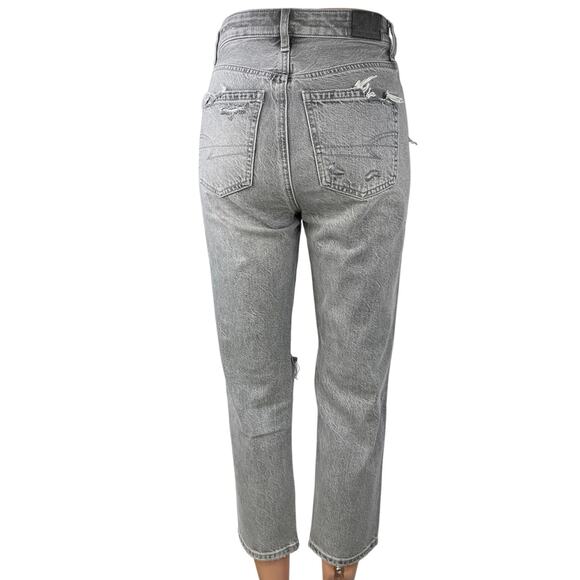 American Eagle Gray Distressed Real Good High Waist Cropped Mom Denim Jeans 0 - Picture 3 of 5